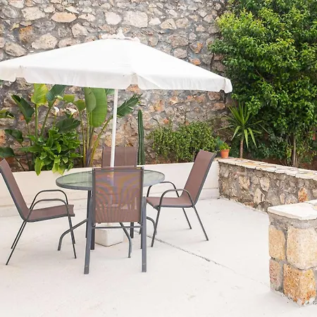 Messinian Moon * Kalamata