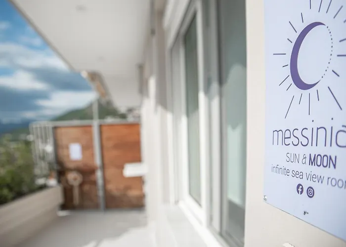 Messinian Moon Apartamento