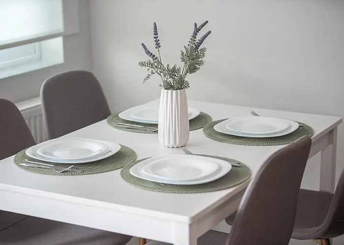 Messinian Moon Calamata