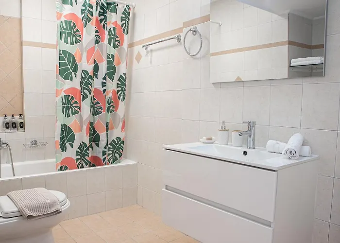 Messinian Moon * Calamata